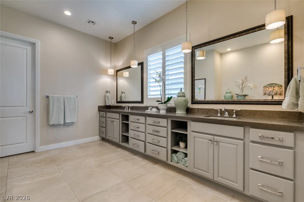6842 Regency Crest, Las Vegas, NV 89148