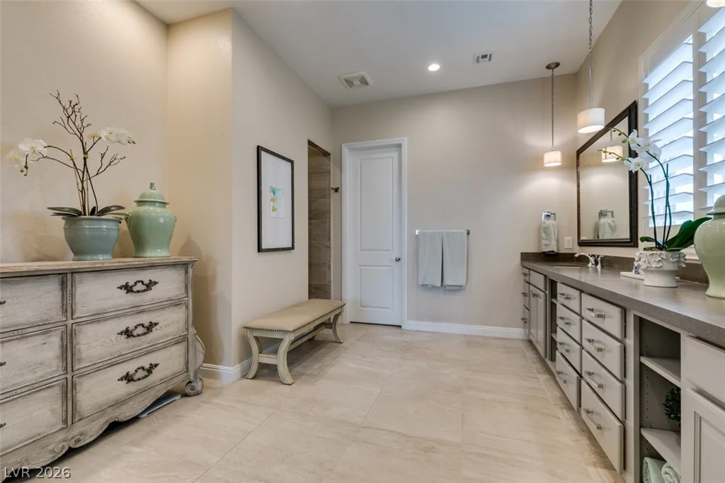6842 Regency Crest, Las Vegas, NV 89148