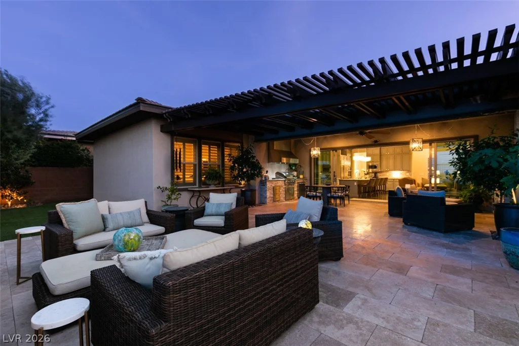 6842 Regency Crest, Las Vegas, NV 89148