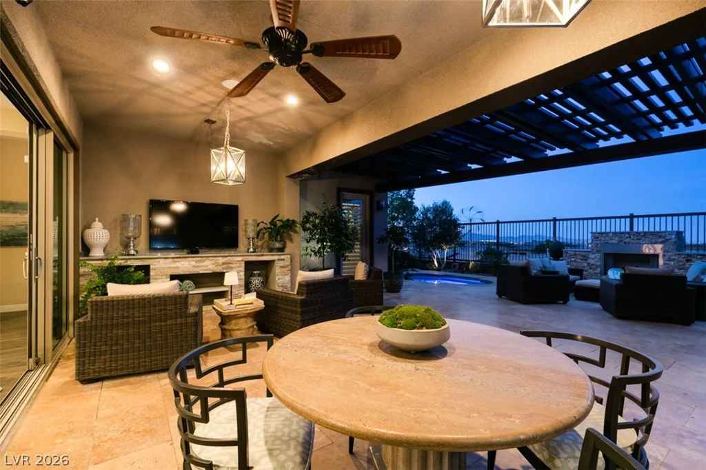 6842 Regency Crest, Las Vegas, NV 89148