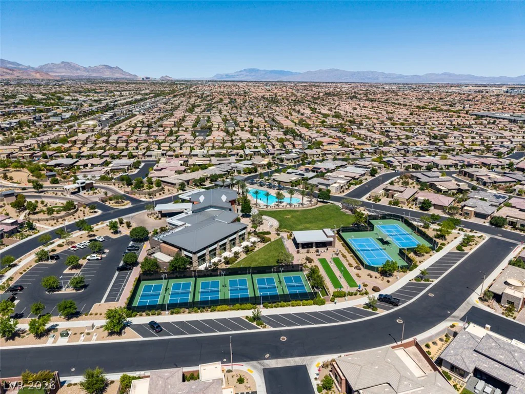 6842 Regency Crest, Las Vegas, NV 89148