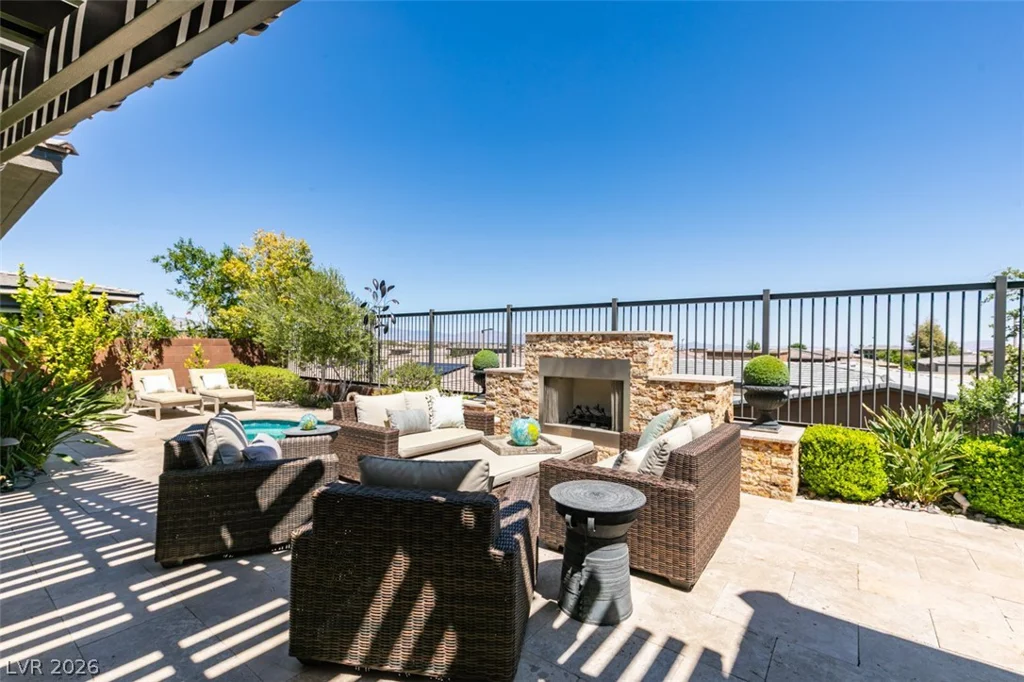 6842 Regency Crest, Las Vegas, NV 89148