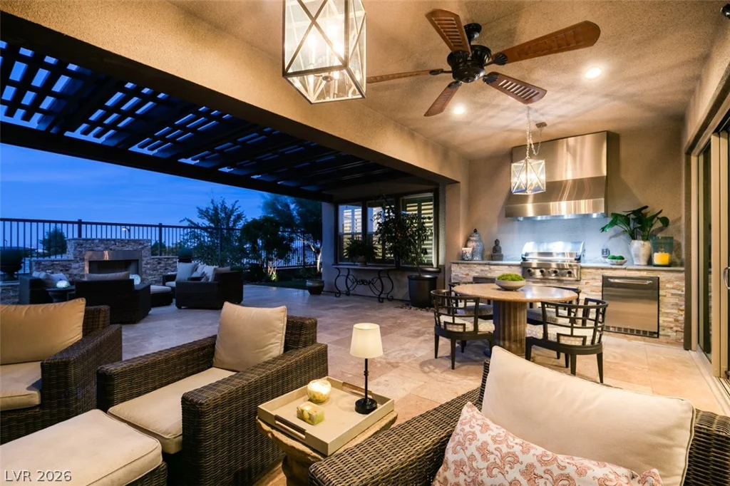 6842 Regency Crest, Las Vegas, NV 89148