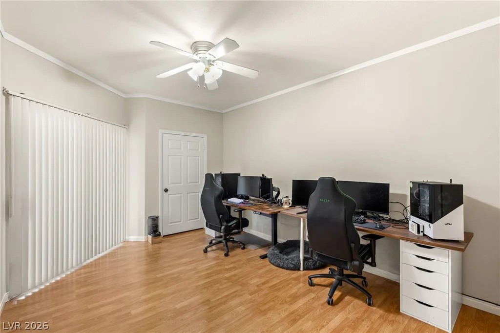 5855 Valley, North Las Vegas, NV 89031