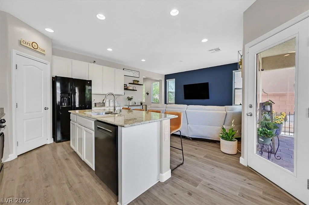 7664 Eastham Bay, Las Vegas, NV 89179