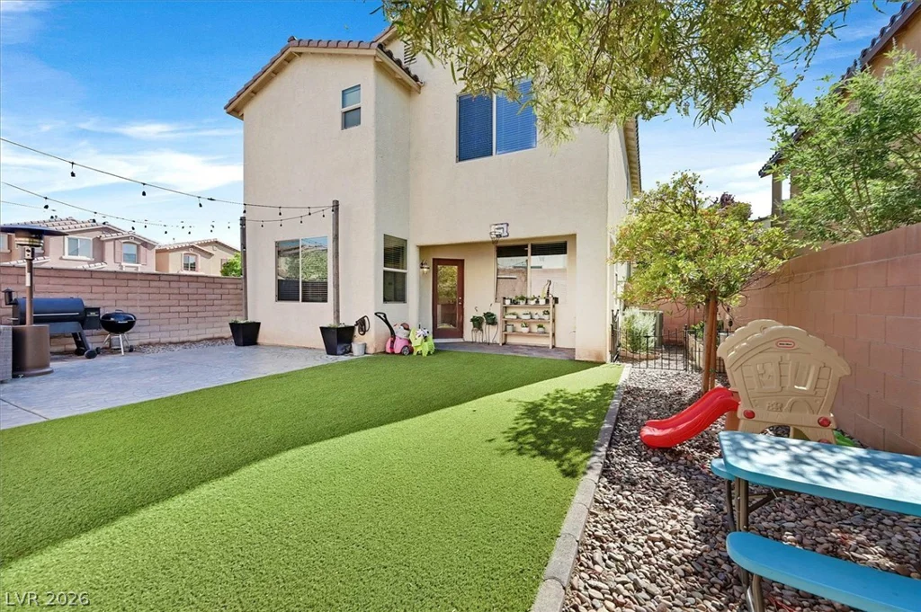 7664 Eastham Bay, Las Vegas, NV 89179