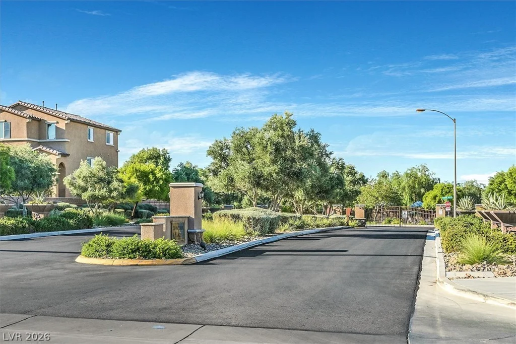 7664 Eastham Bay, Las Vegas, NV 89179