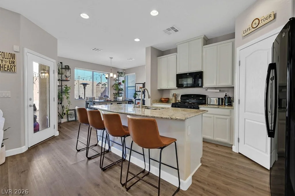 7664 Eastham Bay, Las Vegas, NV 89179