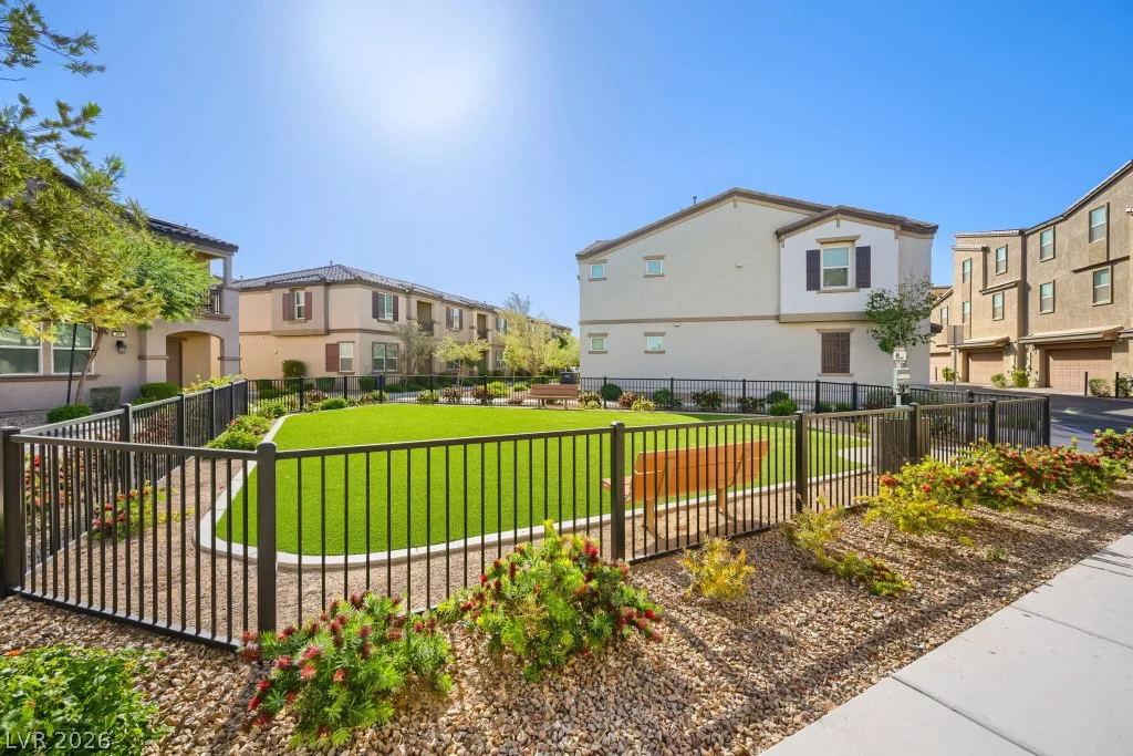 489 Filaree, Henderson, NV 89015