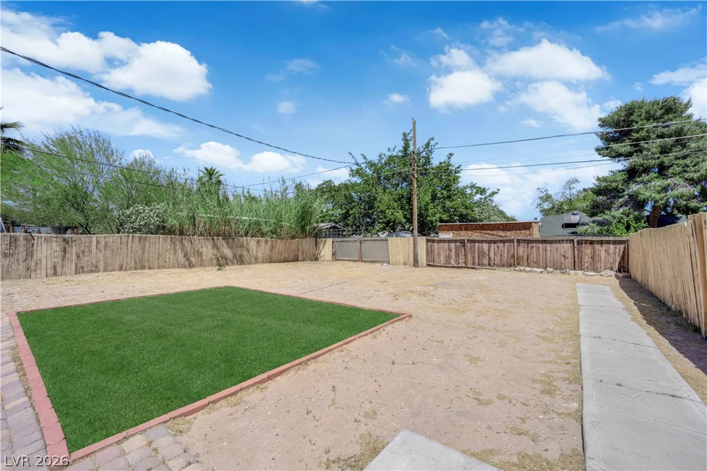 1411 Norman, Las Vegas, NV 89104