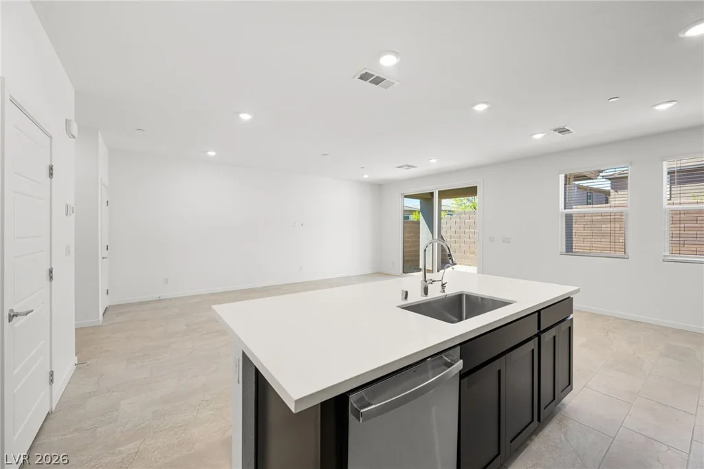 1725 Strada Nathan, Henderson, NV 89011