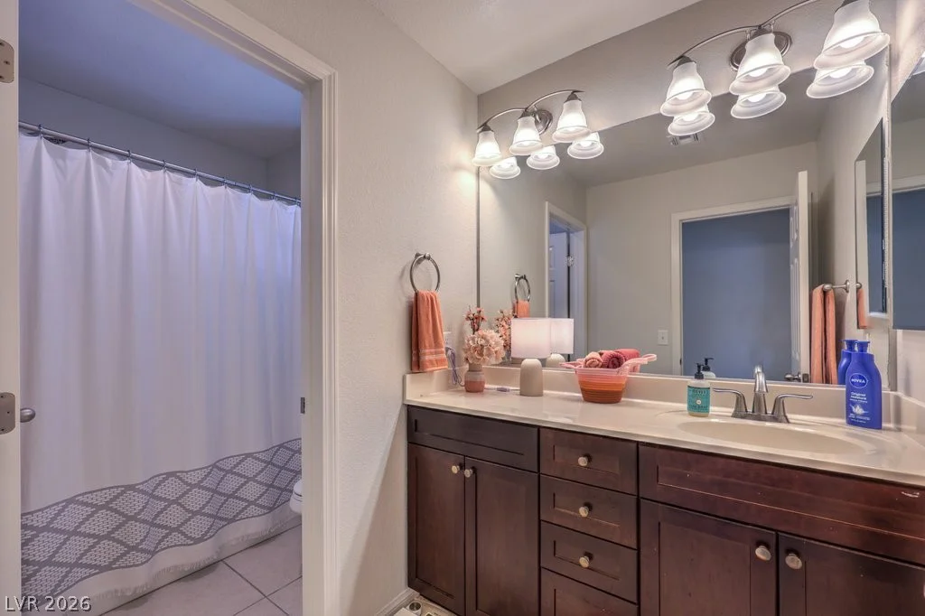 7111 THISTLE RIDGE, Las Vegas, NV 89166