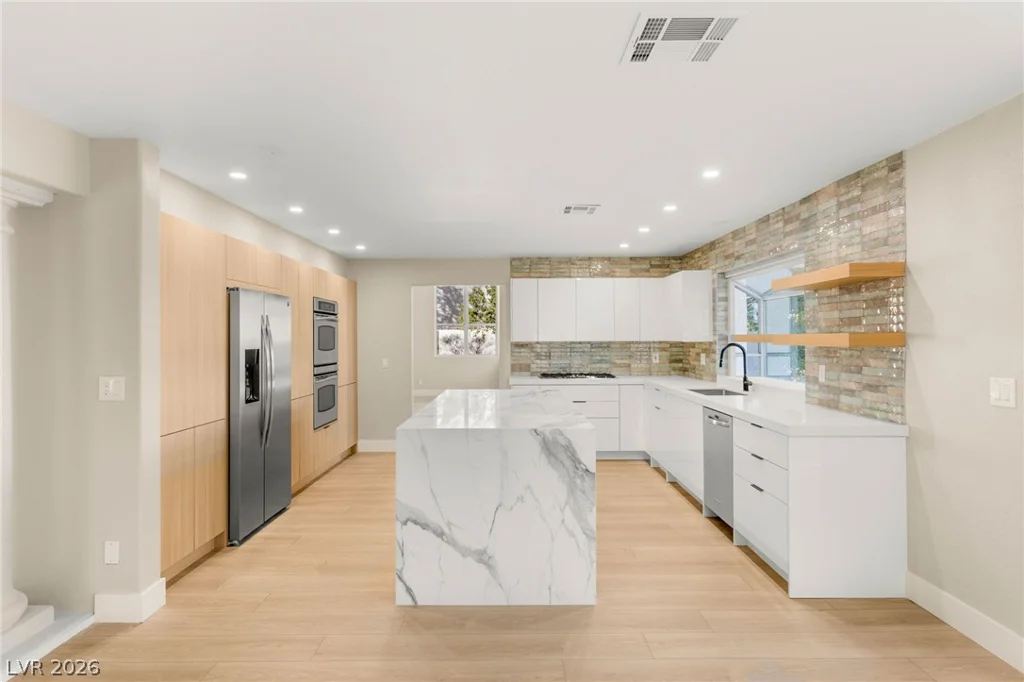 2104 Inverness, Henderson, NV 89074