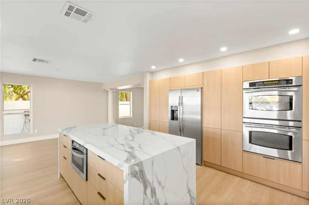 2104 Inverness, Henderson, NV 89074
