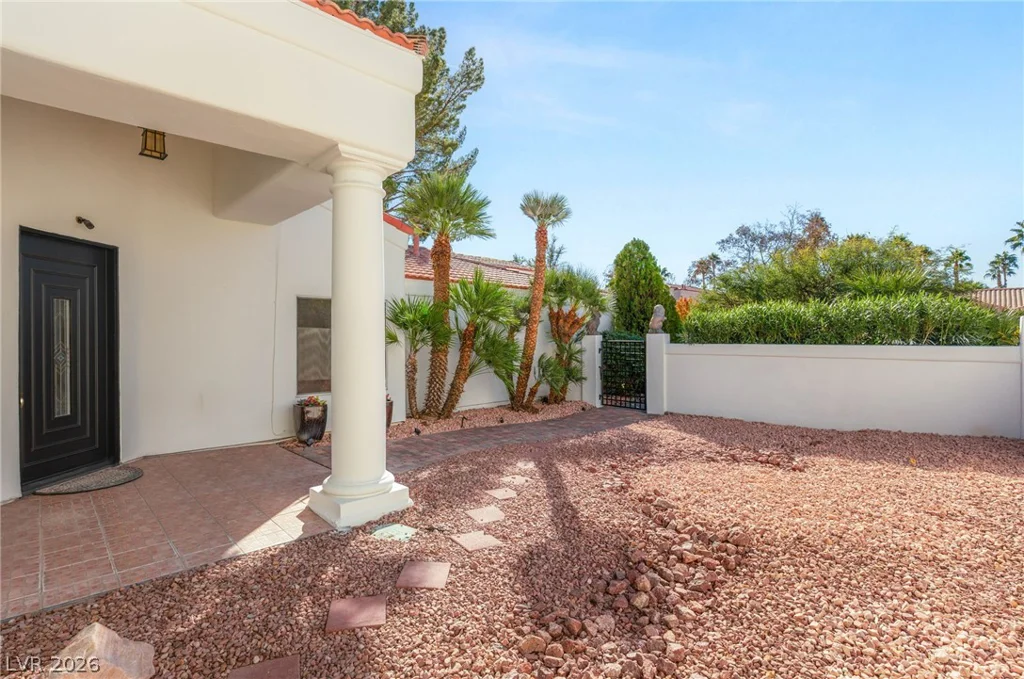 2104 Inverness, Henderson, NV 89074