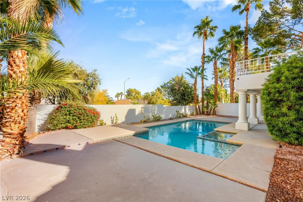 2104 Inverness, Henderson, NV 89074