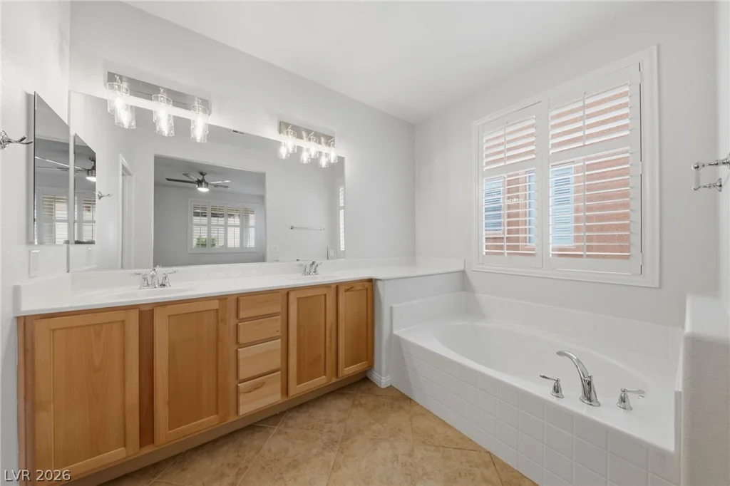 1009 Via Canale, Henderson, NV 89011