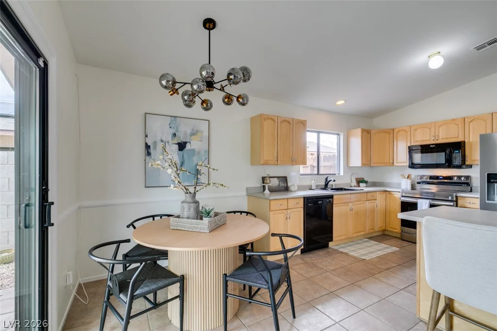 1541 Chestnut, Henderson, NV 89011