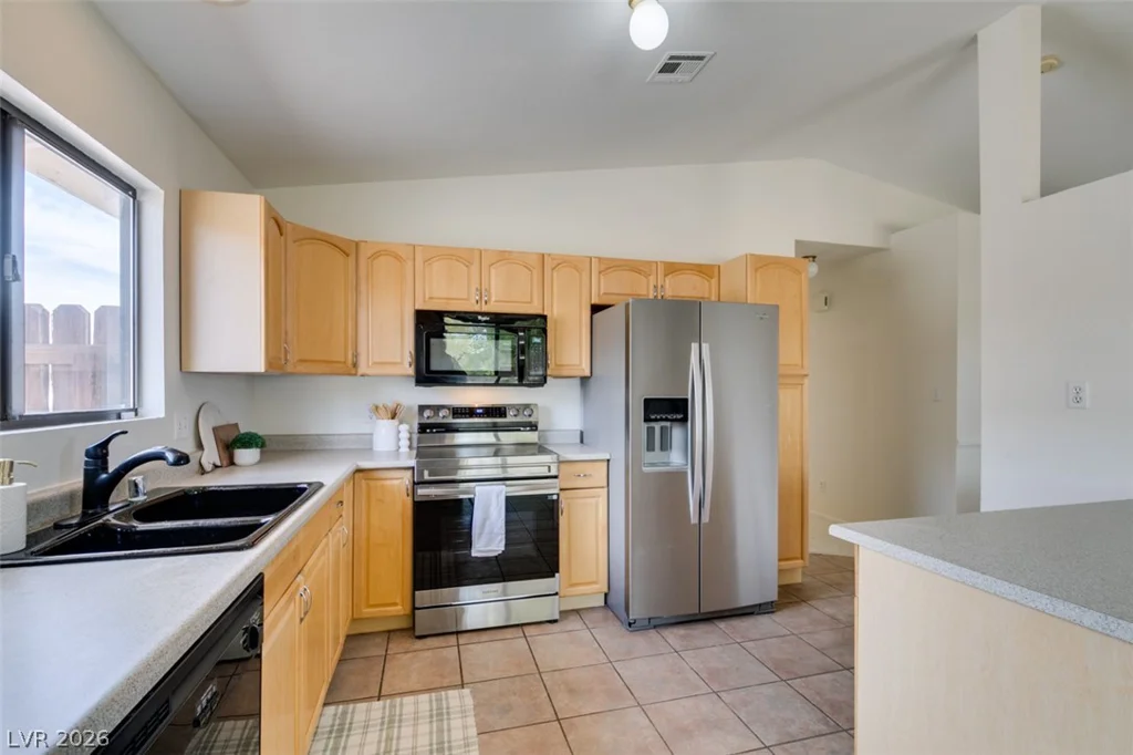 1541 Chestnut, Henderson, NV 89011