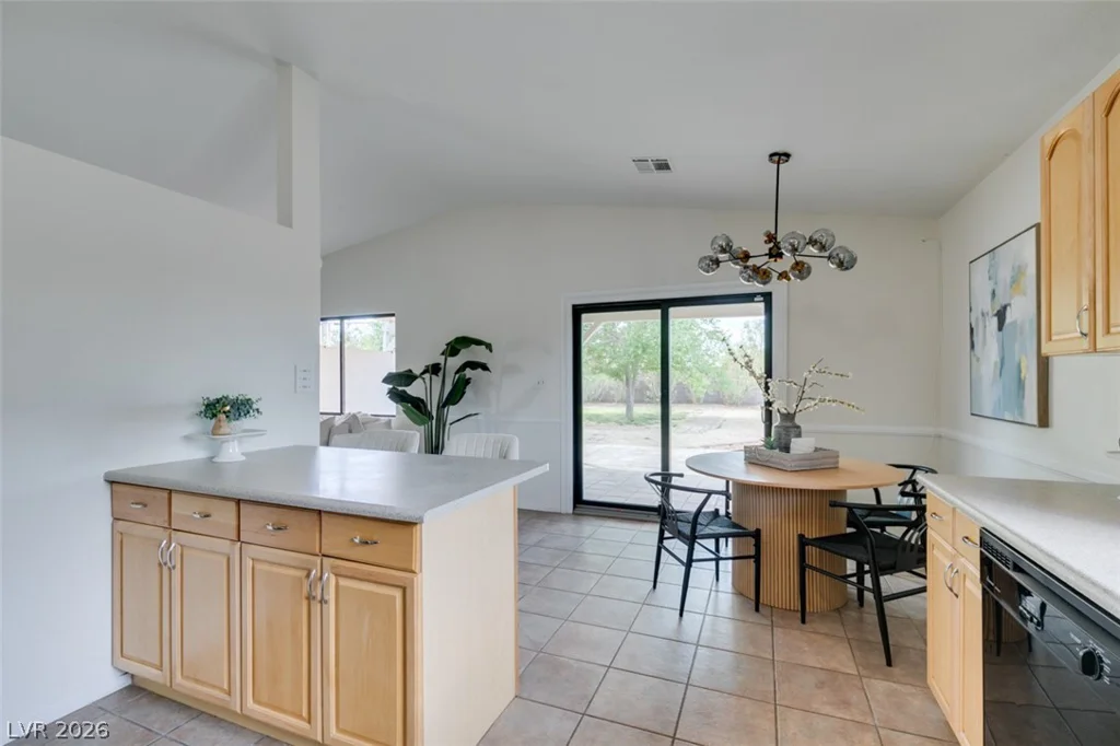 1541 Chestnut, Henderson, NV 89011