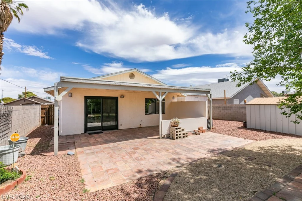 1541 Chestnut, Henderson, NV 89011