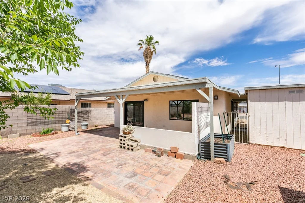 1541 Chestnut, Henderson, NV 89011