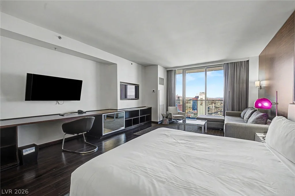 4381 Flamingo, Las Vegas, NV 89103