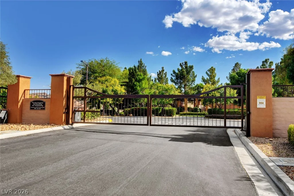 12260 Caminita, Las Vegas, NV 89138