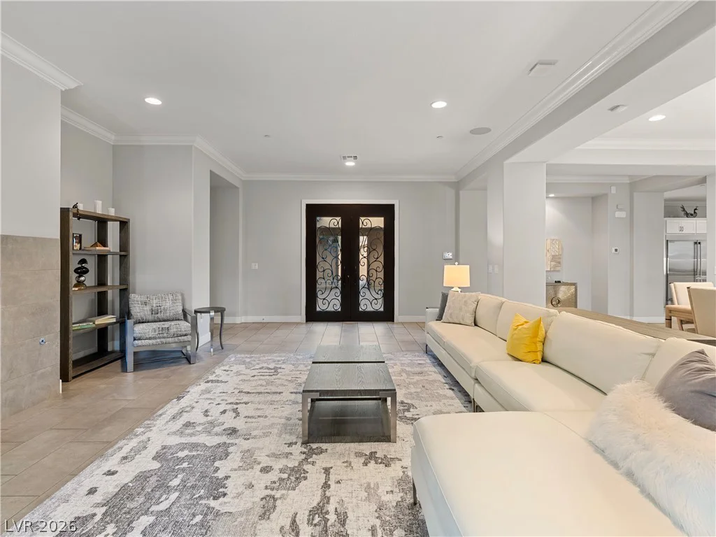 8775 Helena, Las Vegas, NV 89129