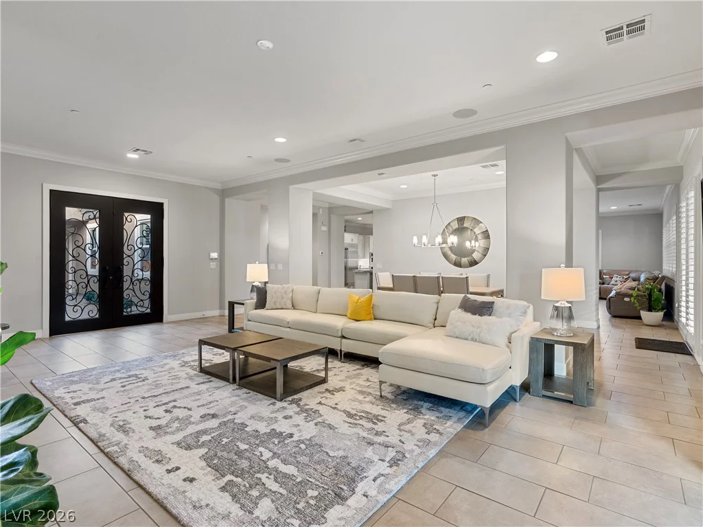 8775 Helena, Las Vegas, NV 89129