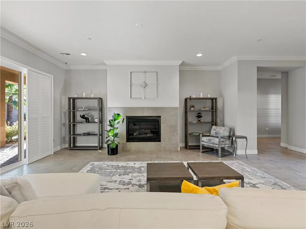 8775 Helena, Las Vegas, NV 89129