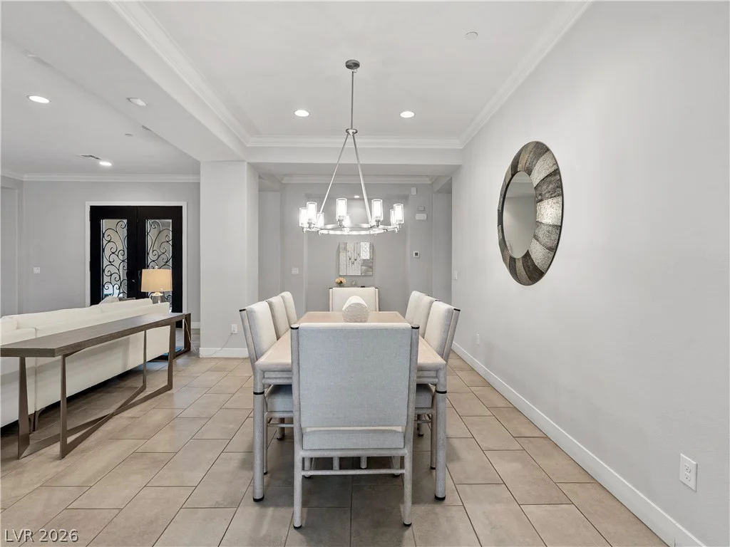 8775 Helena, Las Vegas, NV 89129