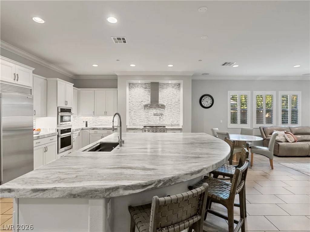 8775 Helena, Las Vegas, NV 89129