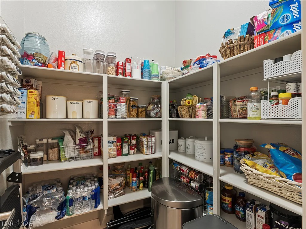 8775 Helena, Las Vegas, NV 89129