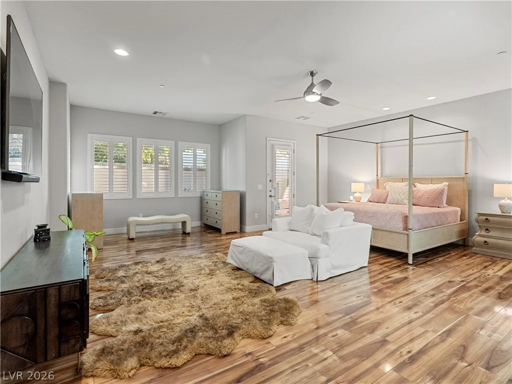 8775 Helena, Las Vegas, NV 89129