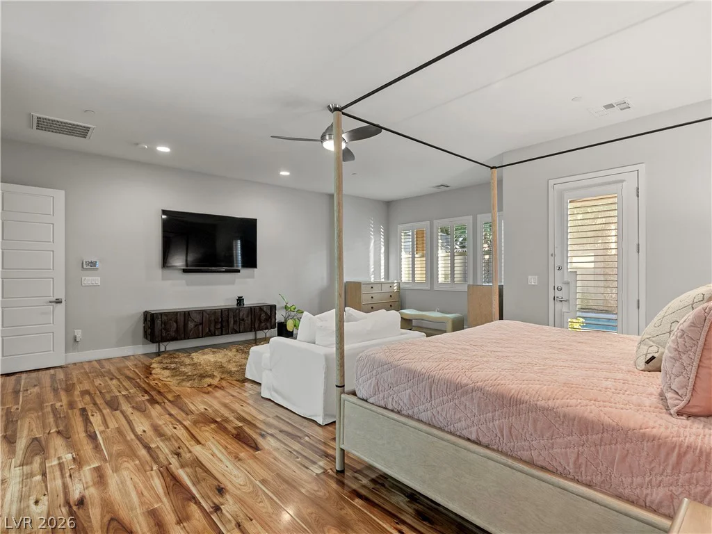 8775 Helena, Las Vegas, NV 89129