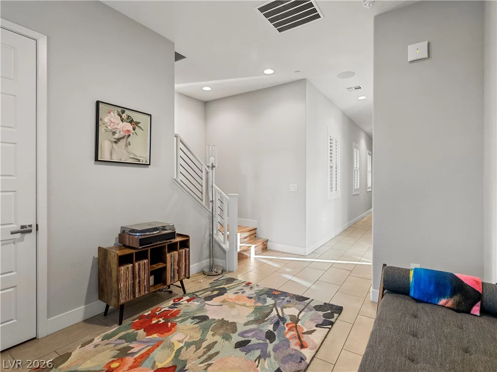 8775 Helena, Las Vegas, NV 89129