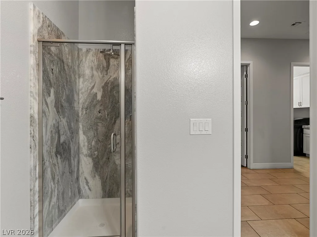 8775 Helena, Las Vegas, NV 89129