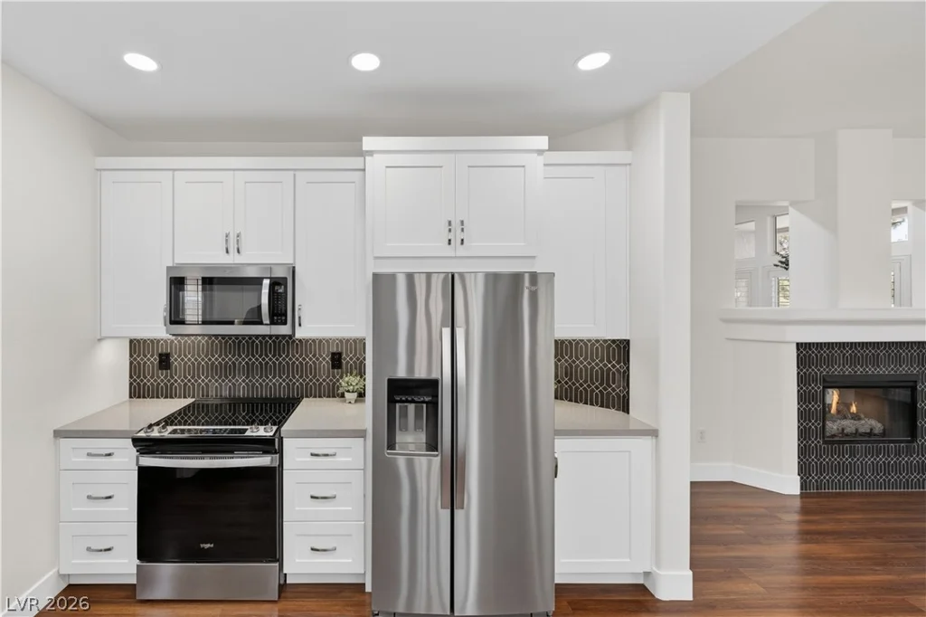 2116 Spring Water, Las Vegas, NV 89134