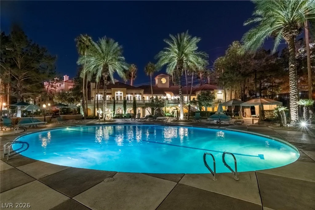 230 Flamingo, Las Vegas, NV 89169