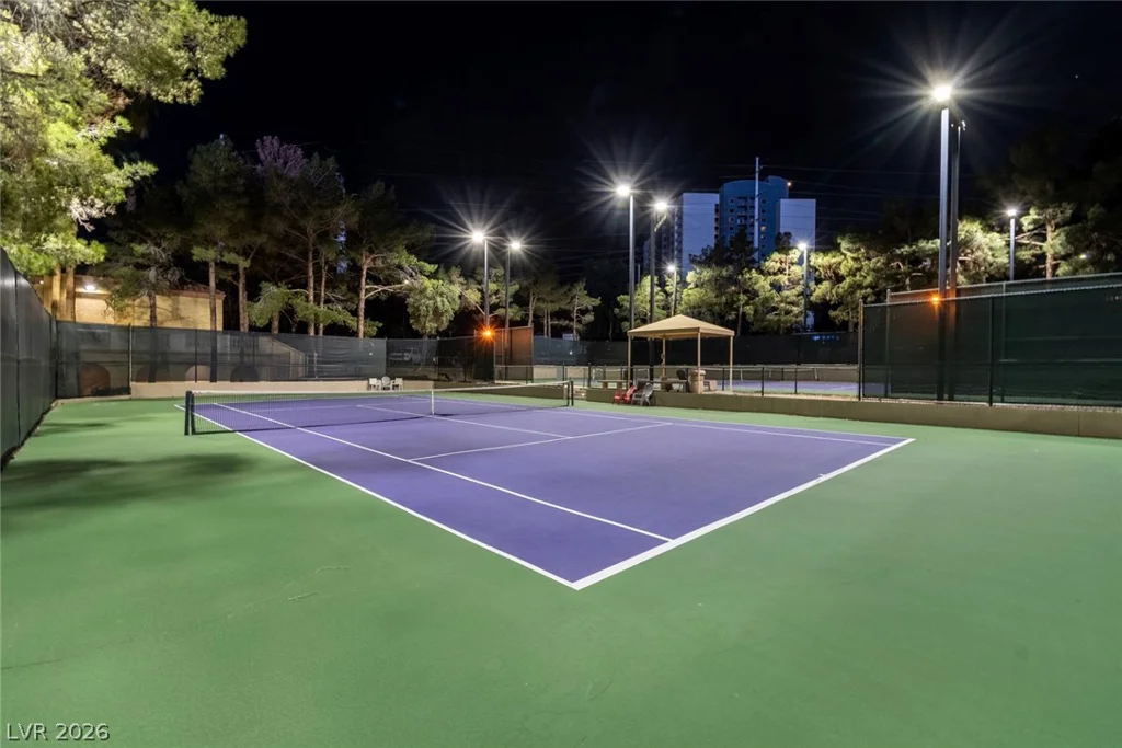 230 Flamingo, Las Vegas, NV 89169