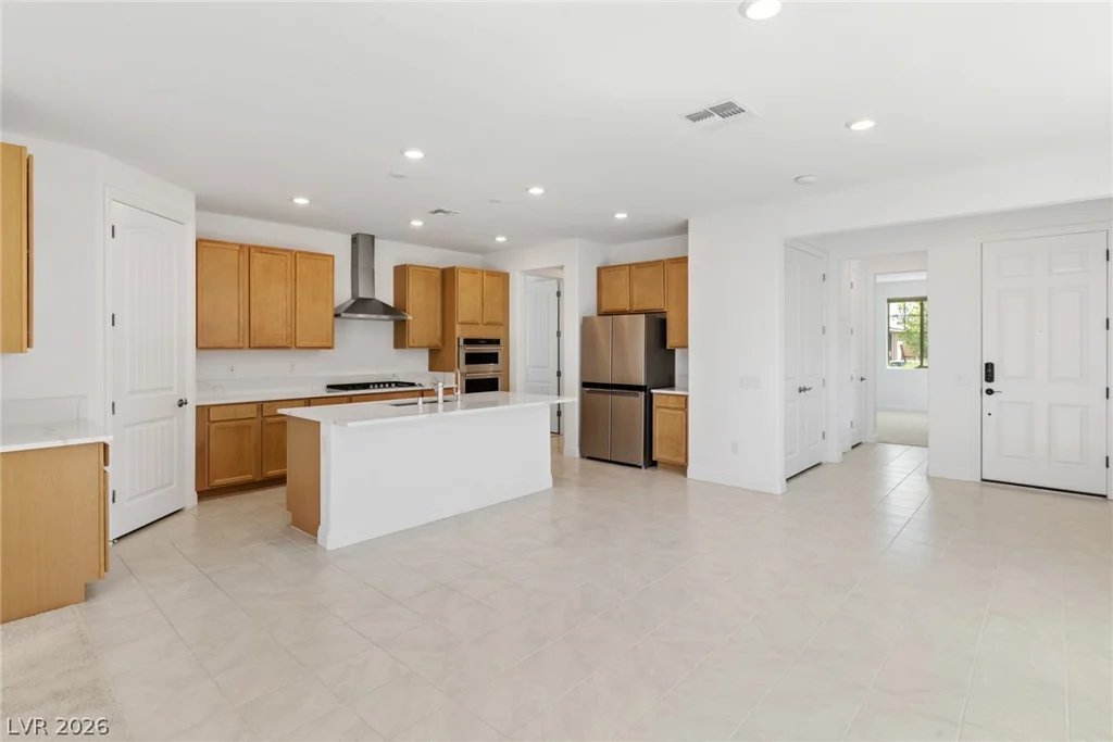 2392 Elmont, North Las Vegas, NV 89086