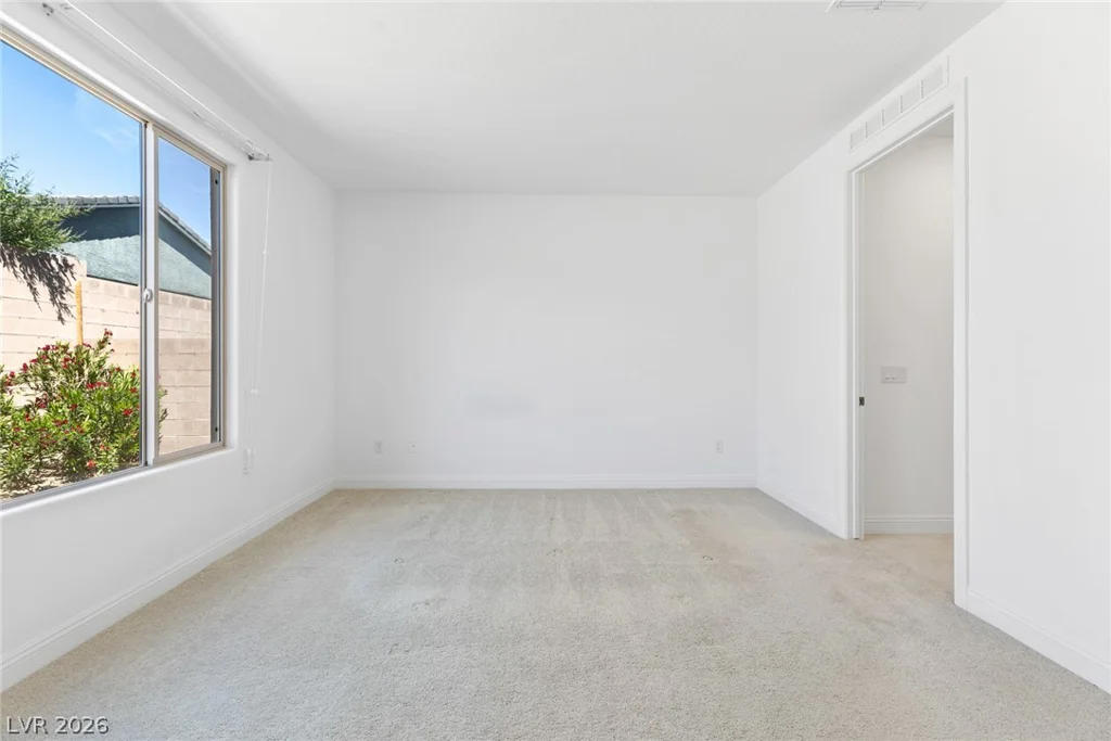 2392 Elmont, North Las Vegas, NV 89086