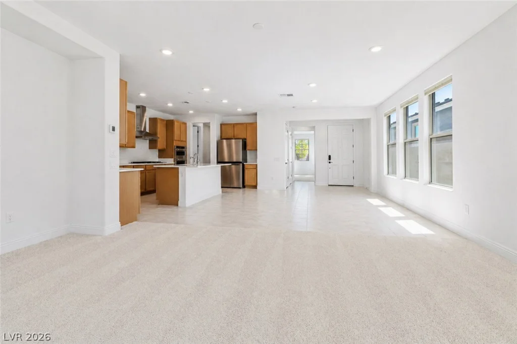 2392 Elmont, North Las Vegas, NV 89086