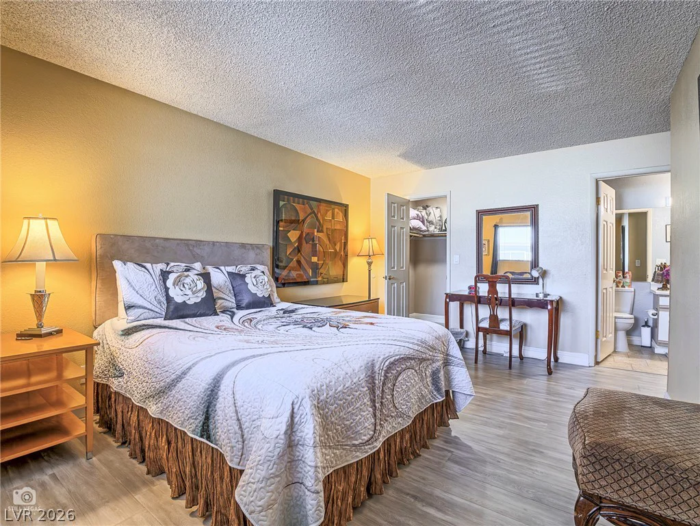 4504 Del Oro, Las Vegas, NV 89102