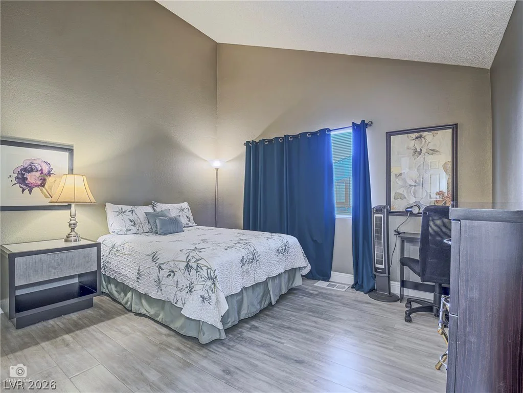 4504 Del Oro, Las Vegas, NV 89102