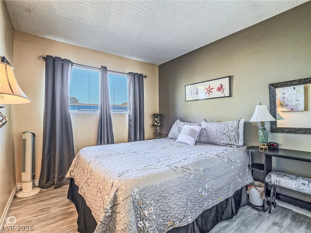 4504 Del Oro, Las Vegas, NV 89102