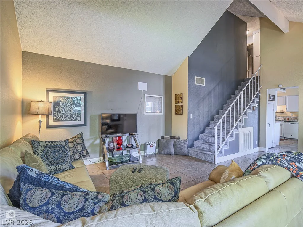 4504 Del Oro, Las Vegas, NV 89102