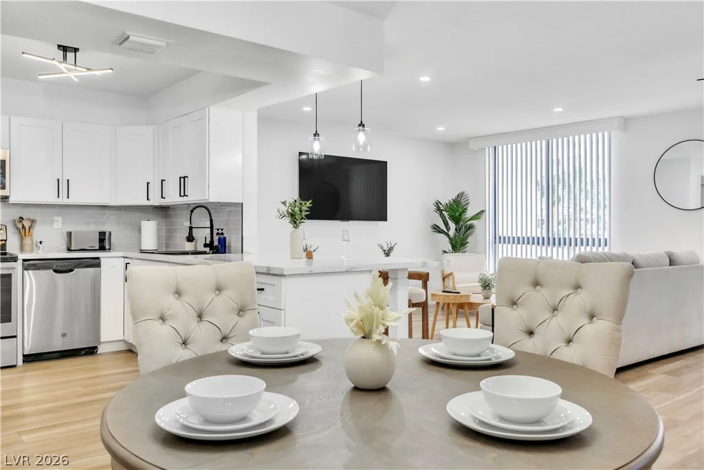 3930 University Center, Las Vegas, NV 89119