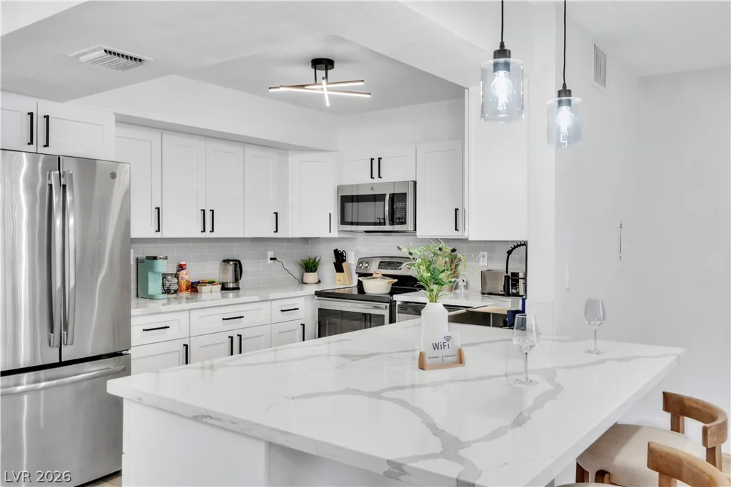 3930 University Center, Las Vegas, NV 89119